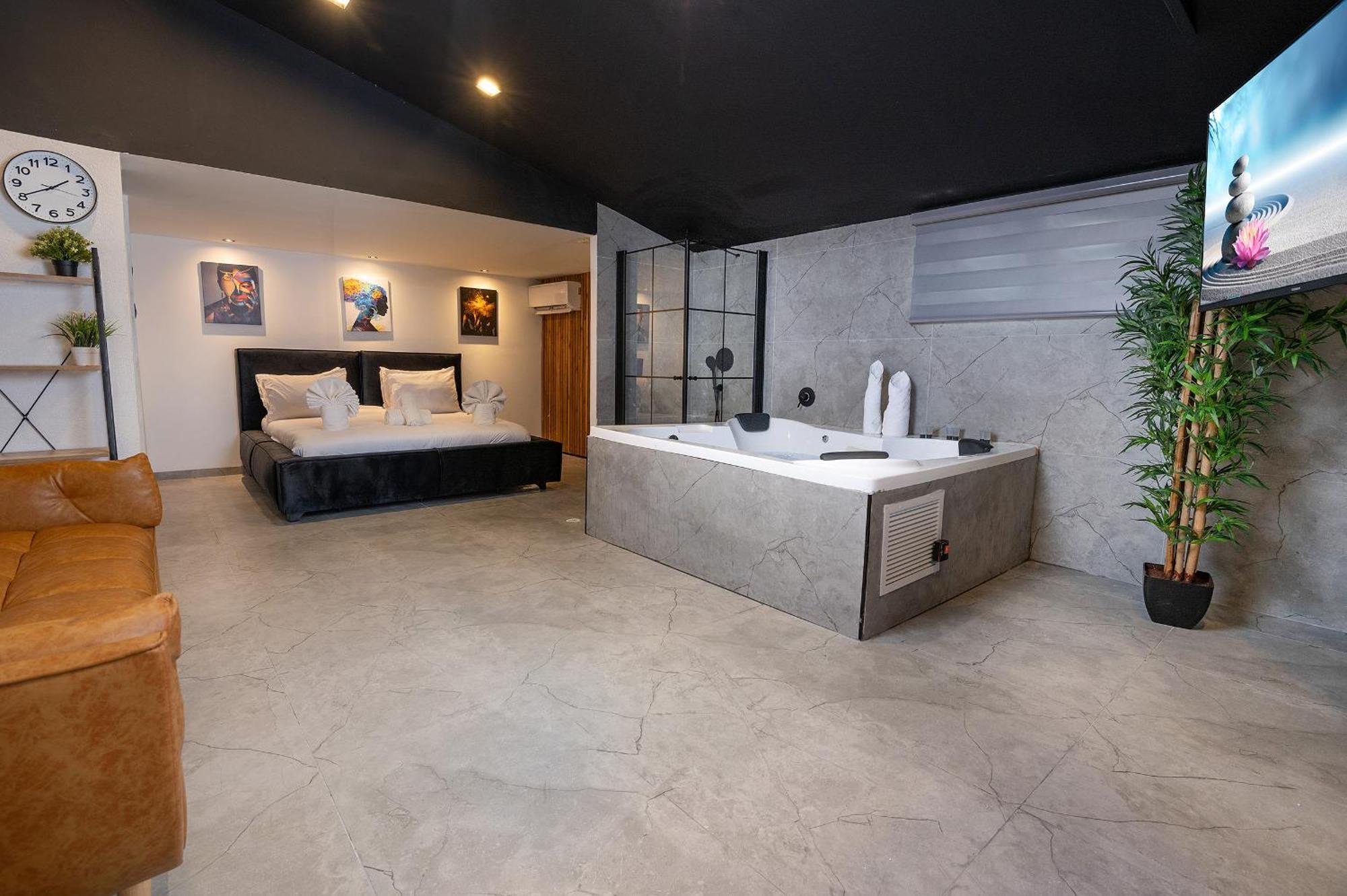 Lago Suites Hotel エルサレム エクステリア 写真