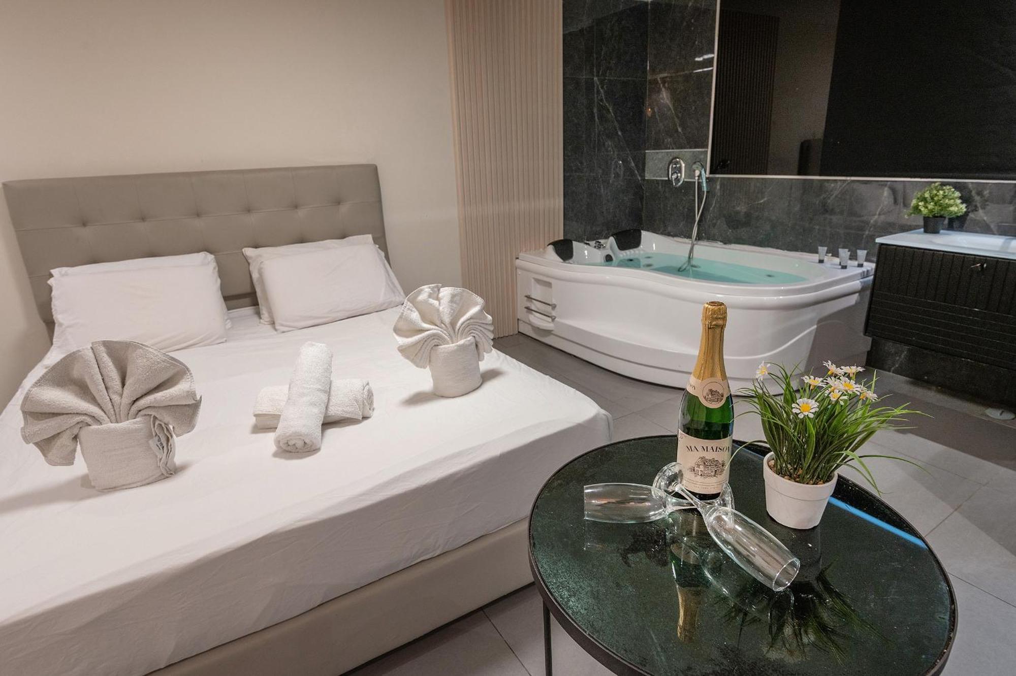 Lago Suites Hotel エルサレム エクステリア 写真