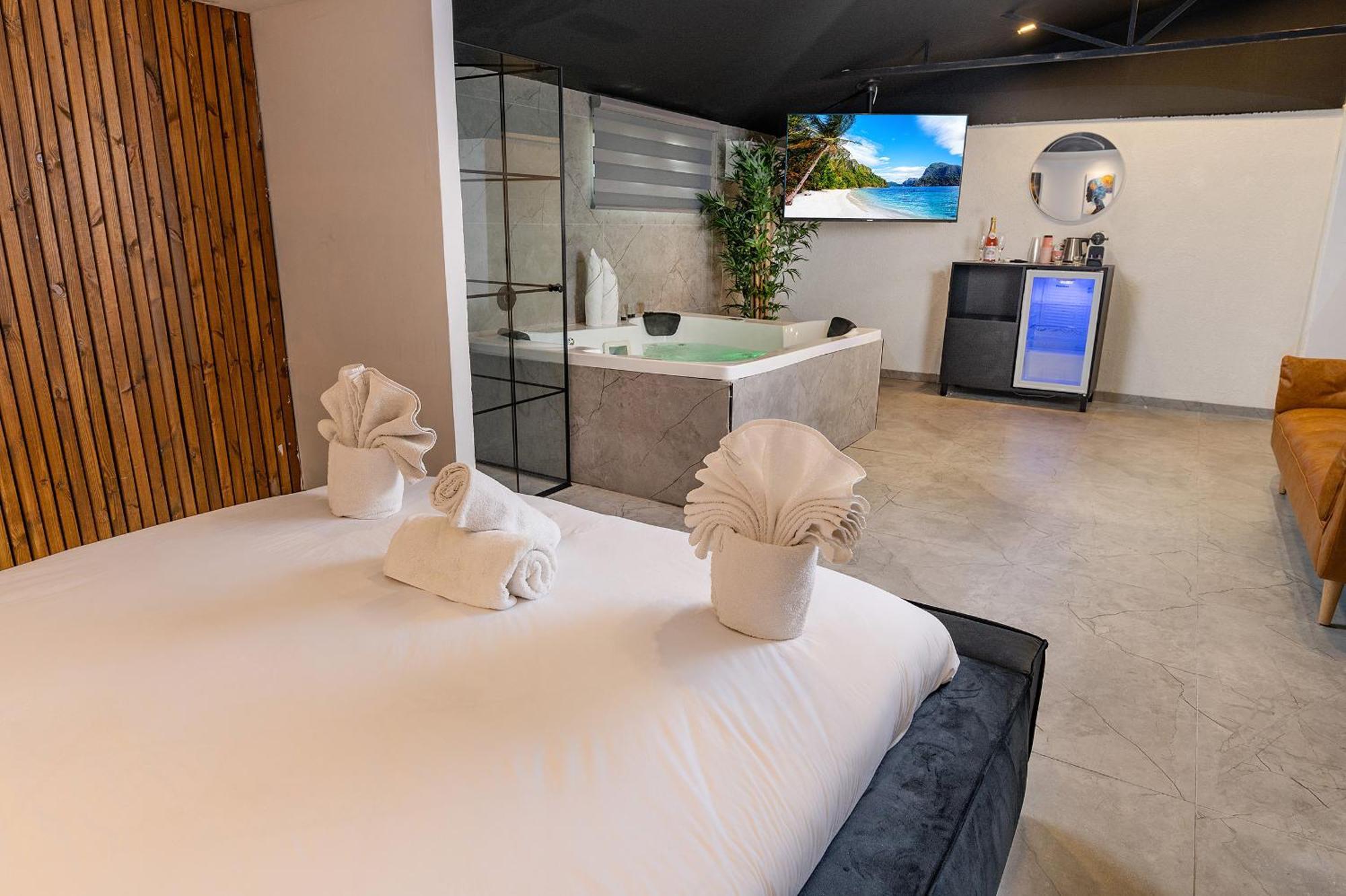 Lago Suites Hotel エルサレム エクステリア 写真
