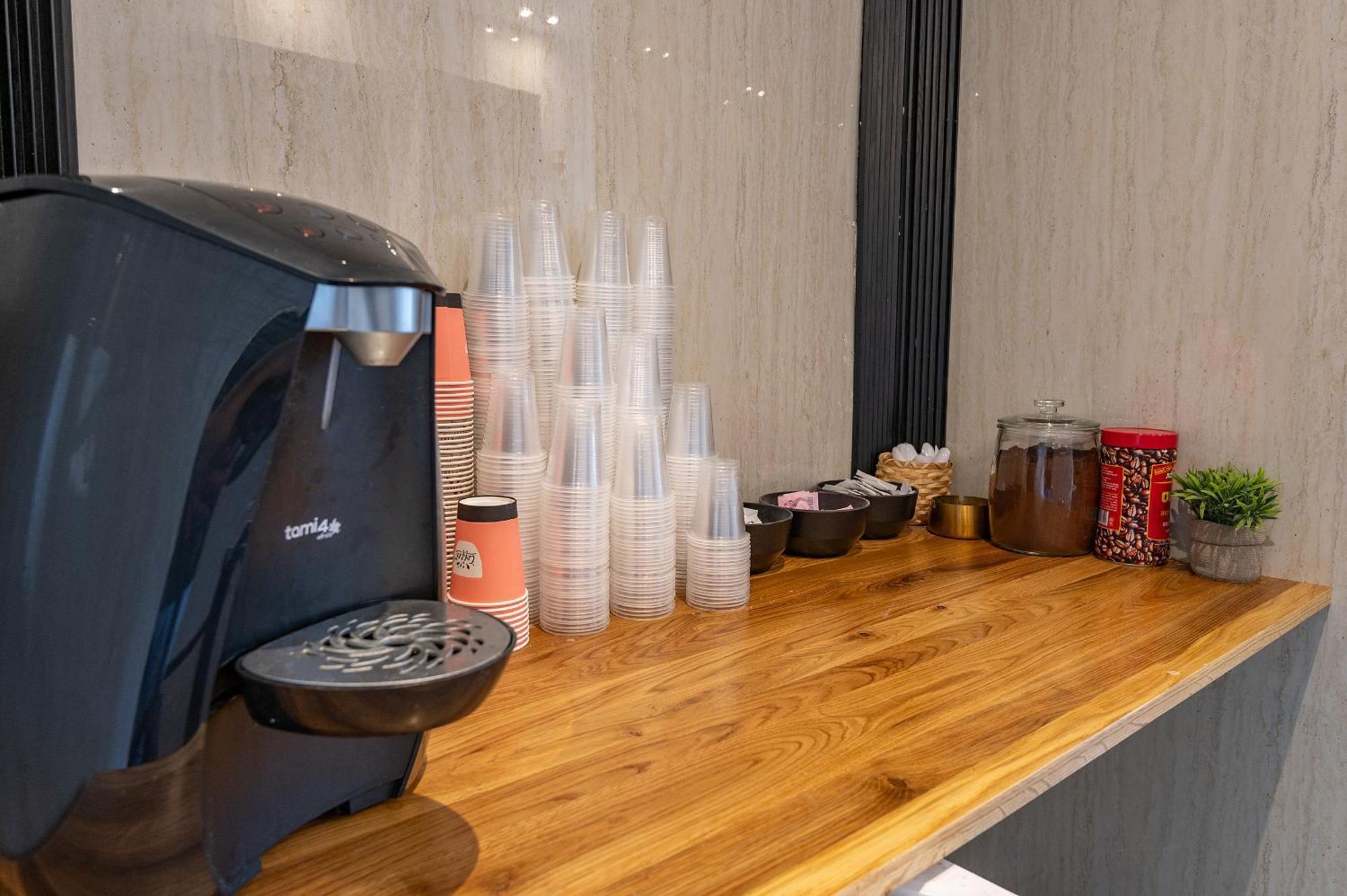 Lago Suites Hotel エルサレム エクステリア 写真