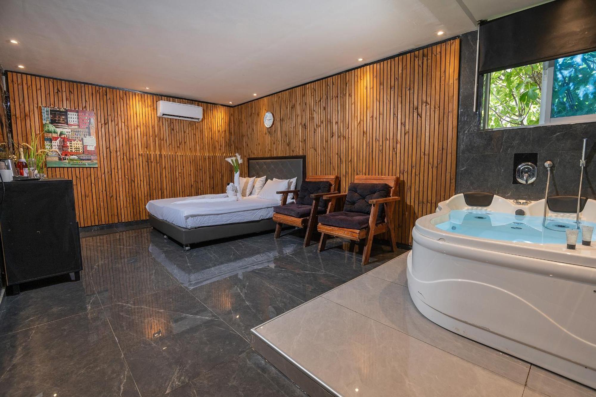 Lago Suites Hotel エルサレム エクステリア 写真